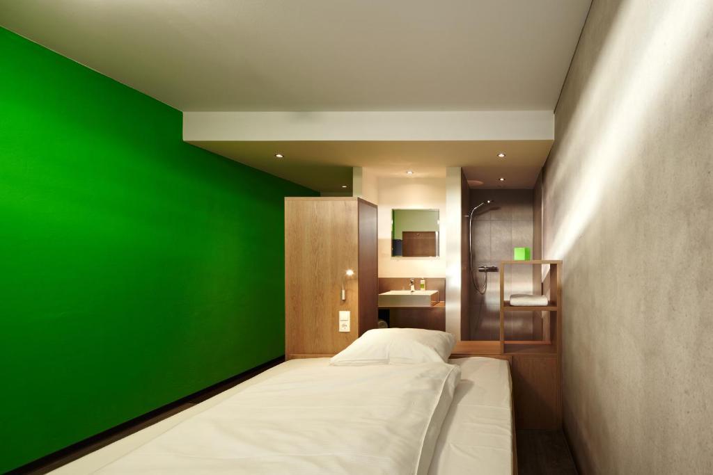 A2 Hotels פלוכינגן חדר תמונה